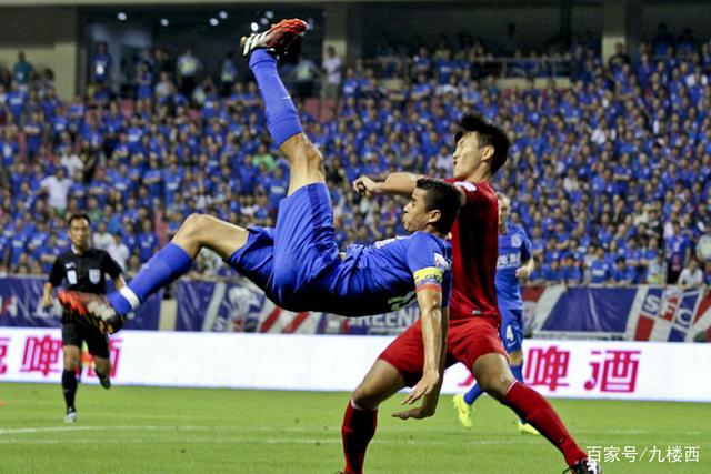 荷兰3-1大胜突尼斯 小组第一晋级淘汰赛将战摩洛哥